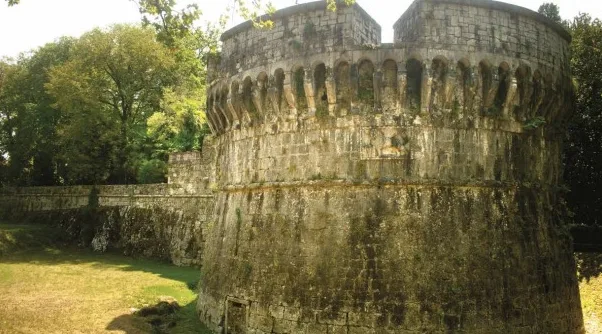 Il torrione circolare della fortezza di Gradisca